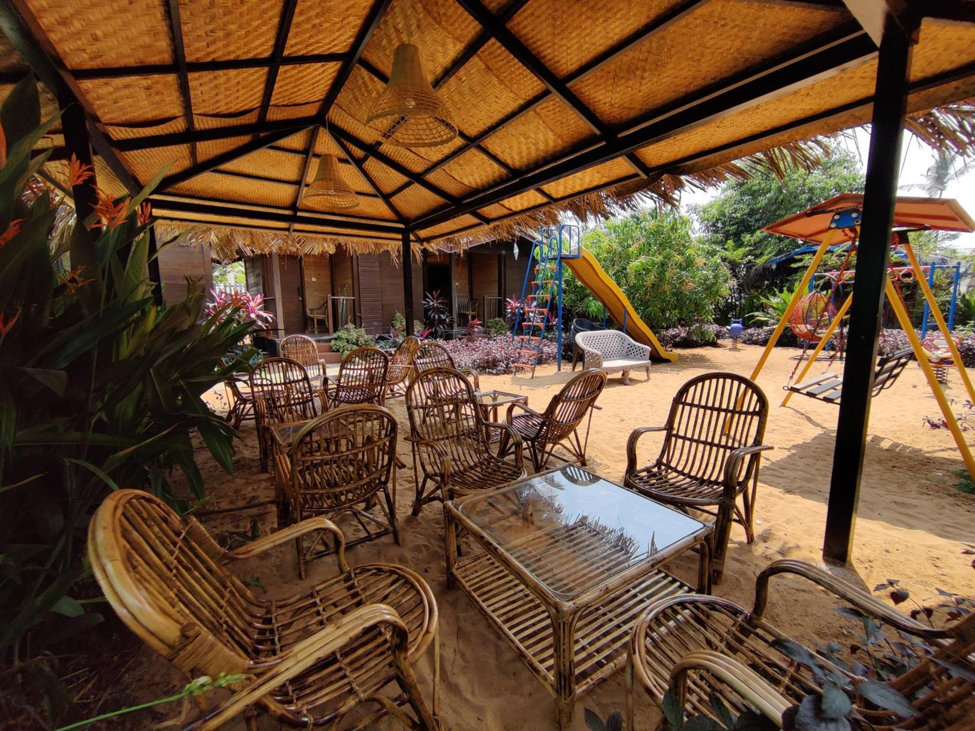 Beach Cottages - Pousada Donaciana Baga Ngoại thất bức ảnh