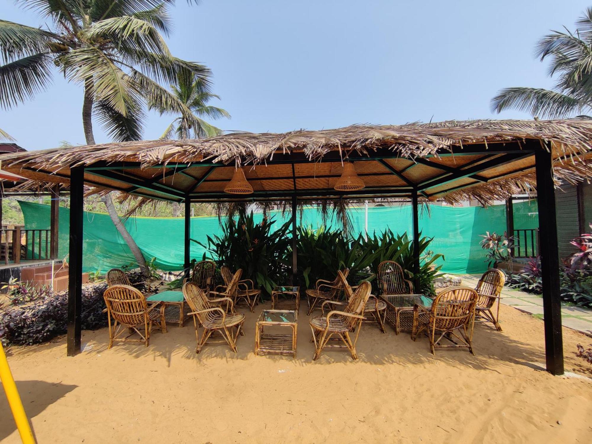 Beach Cottages - Pousada Donaciana Baga Ngoại thất bức ảnh