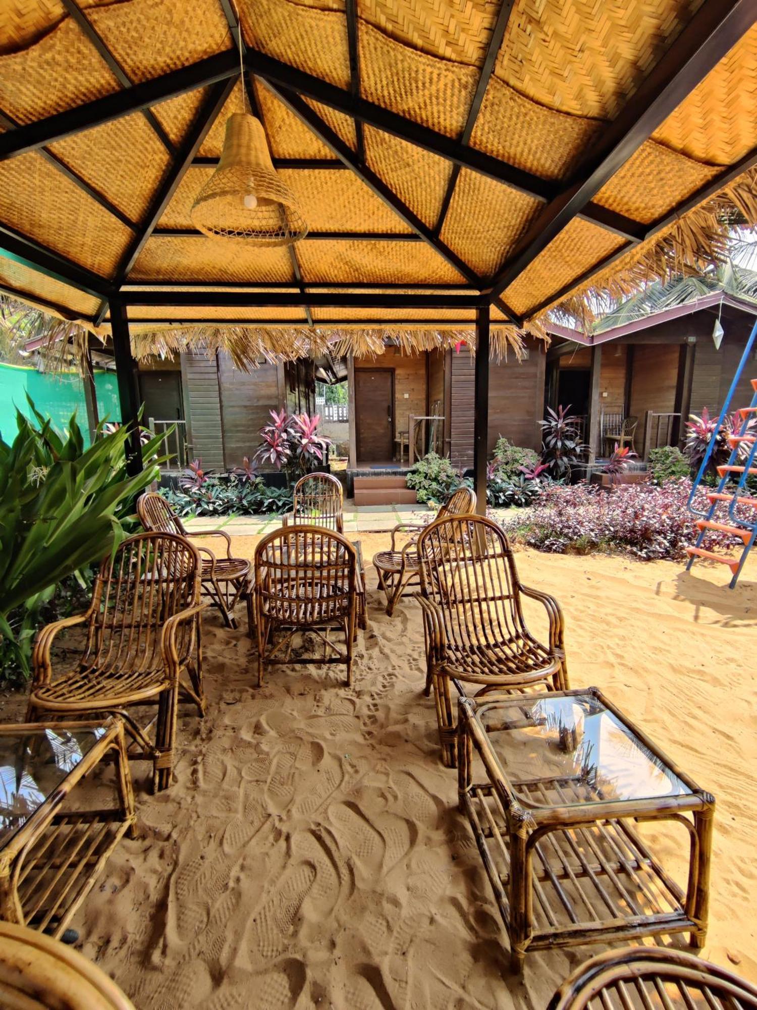 Beach Cottages - Pousada Donaciana Baga Ngoại thất bức ảnh